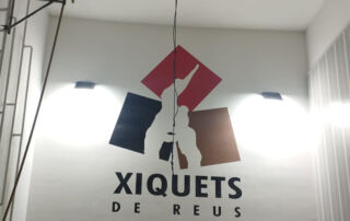 Els Xiquets de Reus renoven la il·luminació del seu local 2